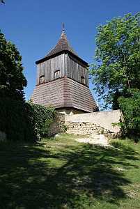 Dřevěná zvonice v Tuřanech